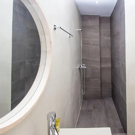 Remvi Галиссас