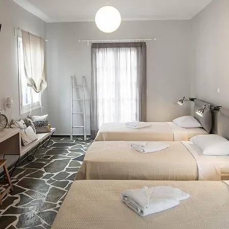 Ξενοδοχείο με διαμερίσματα ρέμβη 4*