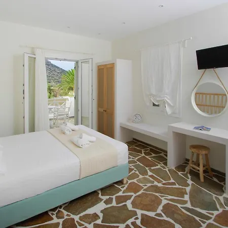 Remvi Aparthotel 4*